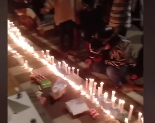 Masyarakat Kupang Aksi 1000 Lilin Untuk Dukung Polisi Tangkap Pembunuh Ibu dan Anak