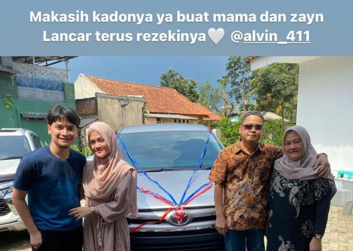 Alvin Faiz Berikan Kado Ulang Tahun Mobil Baru untuk Zayn