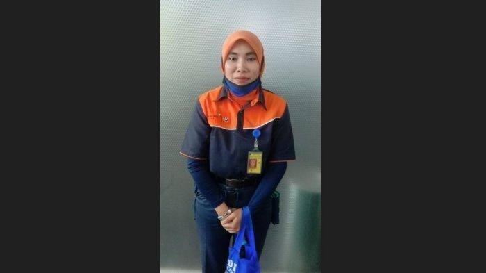 Petugas Kebersihan Bandara Kualanamu Temukan Emas 97 Gram
