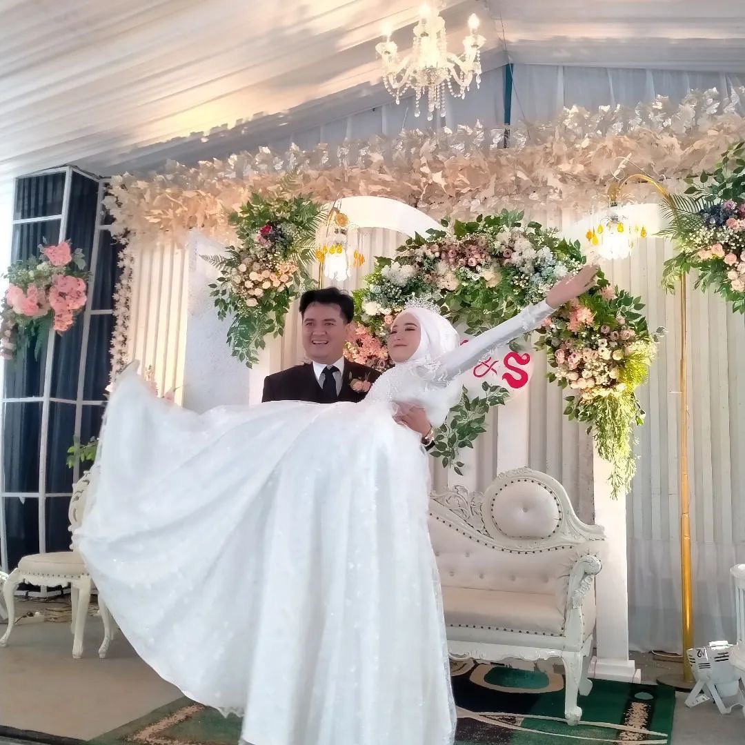 Muncul Video Pernikahan Mantan Suami Mawar AFI, Istrinya Mantan Baby Sitter