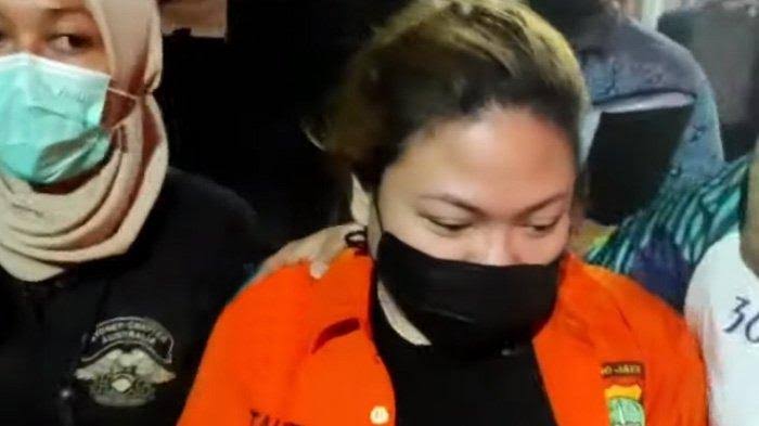 Guru Anak Nia Daniaty Pingsan Usai Mendengar Olivia Nathania Divonis 3 Tahun Penjara