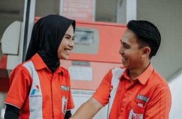 Viral Pasangan Prewedding di SPBU, Erick Thohir Hingga Ahok Beri Komentar