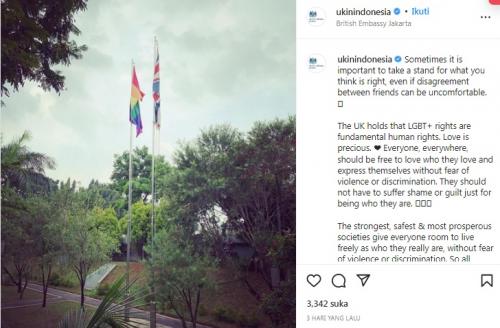 Kemlu RI Segera Panggil Dubes Inggris Terkait Pasang Bendera LGBT