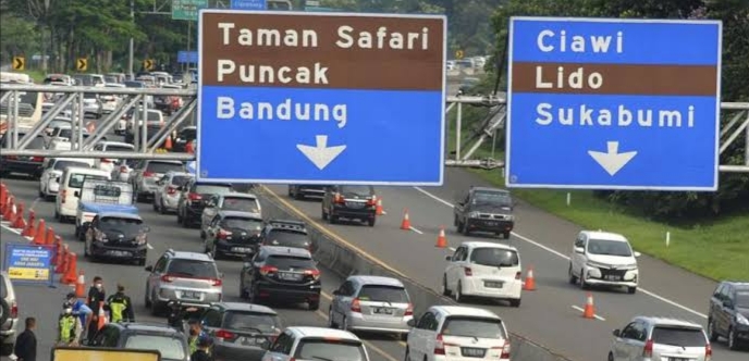 Pagi ini, Polisi Tutup Arus Lalu Lintas dari Jakarta Menuju ke Jalur Puncak