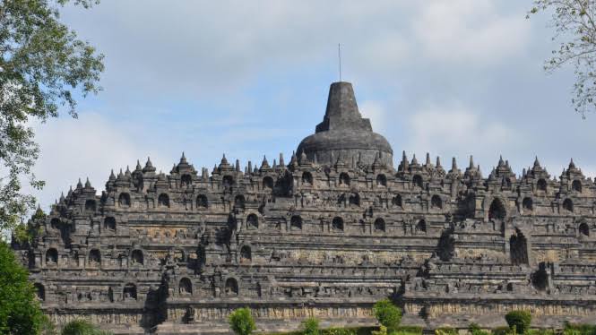 Sebelum Harga Tiket Naik Rp750 Ribu Pengelola Candi Borobudur Mengaku Merugi Rp67,94 Miliar pada 2020 dari Untung Rp167,74 Miliar pada 2019