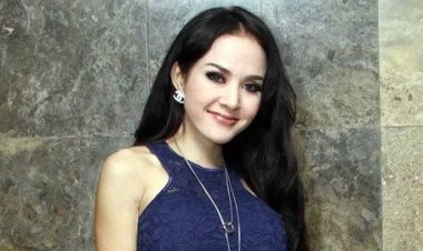 Nathalie Holscher Kena Nyinyir Usai Rayakan Ultah Adzam ...