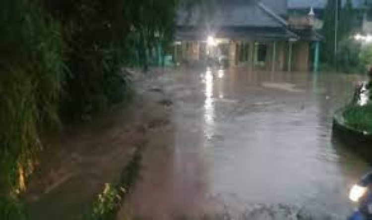 20 Desa dan Ratusan Rumah Terendam Banjir di Garut