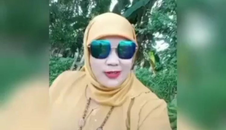 Emak-emak yang Hina Istri Jokowi, Langsung Ditangkap!