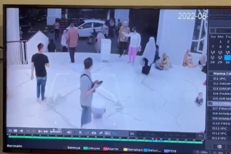 Viral Wanita Tanpa Hijab Ditolak Masuk Masjid At Tohir Begini Penjelasan Pengurus Masjid