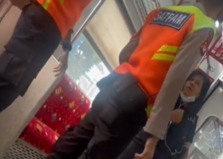 Viral Seorang Ibu Marah - Marah Dengan Petugas di Kereta Api