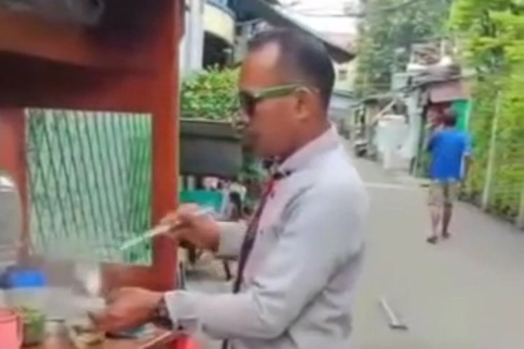 Viral Tukang Bakso Keliling Pakai Baju Kantoran Lambeturah Official