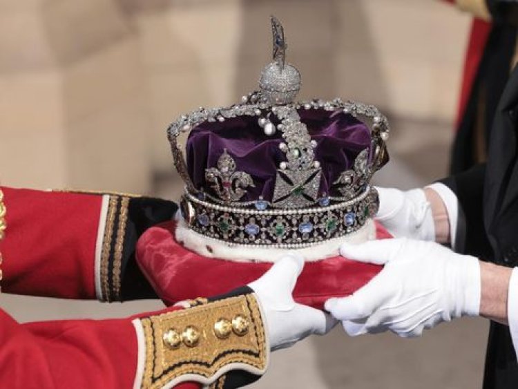 Seruan Afrika Selatan Minta Mahkota Ratu Elizabeth Dikembalikan