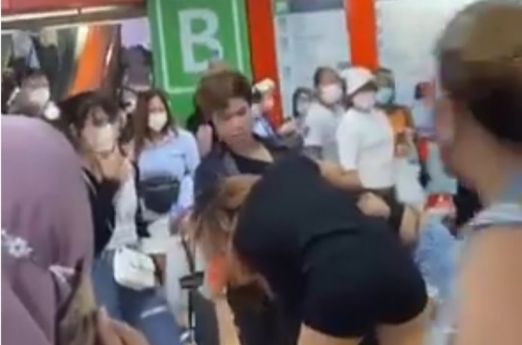 Viral 2 TKW Berkelahi di Sebuah Stasiun di Hongkong
