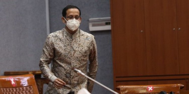 DPR Adukan Nadiem Makarim ke Presiden Jokowi