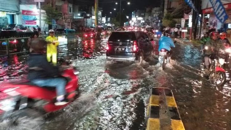Hujan Deras, Margonda Depok Banjir