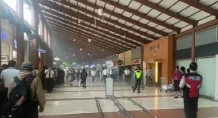 Diduga Korsleting Listrik, Restoran di Terminal 2 Bandara Soekarno Hatta Kebakaran