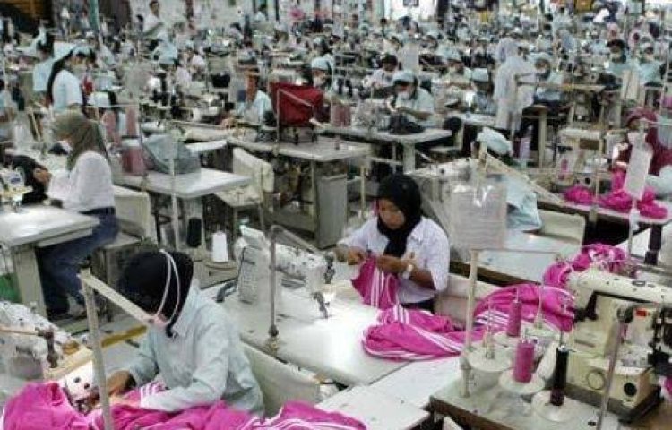 Pabrik Garmen Tumbang, Produsen Pakaian Dalam Dikabarkan PHK Massal