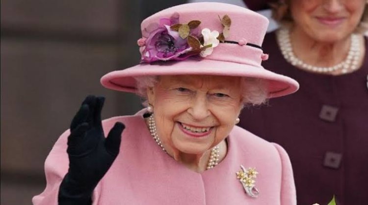 SIM Mendiang Ratu Elizabeth II Dijual Oleh Guru Pengemudinya dan Laku Terjual