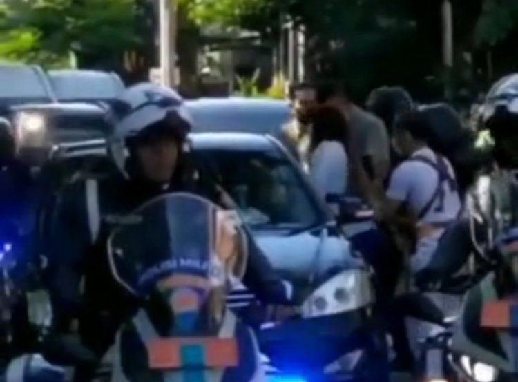 Viral Seorang Wanita Nekat Terobos Rombongan Jokowi di Bali