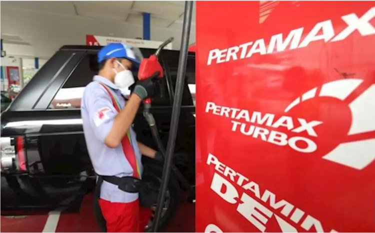 Pertamina Kembali melakukan penyesuaian harga BBM NonSubsdidi Per 1 Desember, Pertamax turbo Naik Menjadi Rp. 15.200 per liter