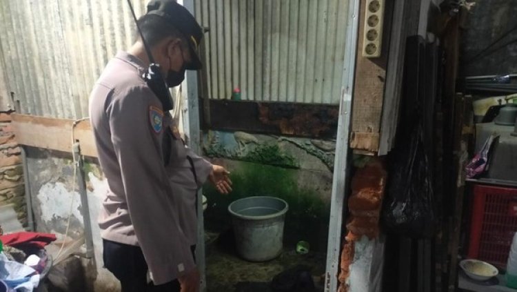 Pasutri Bakar Diri Diduga Gegara Anak Enggan Merawatnya di Surabaya