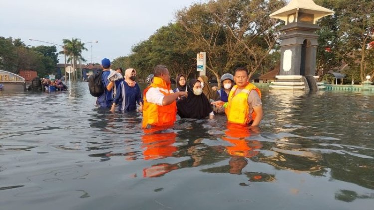 Kali Krukut Meluap, 2 RT dan 2 Ruas Jalan di Jaksel Tergenang Banjir