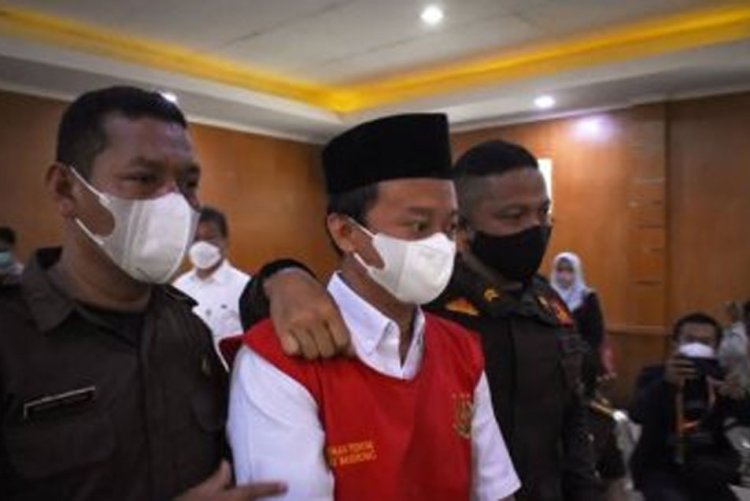 MA Vonis Hukuman Mati Herry Wirawan Pemerkosa 13 Santri di Bandung