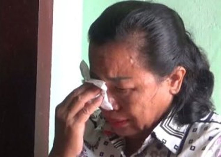 Ibu Yosua Menangis Histeris Mendengar Putri Candrawathi Dituntut 8 Tahun Penjara