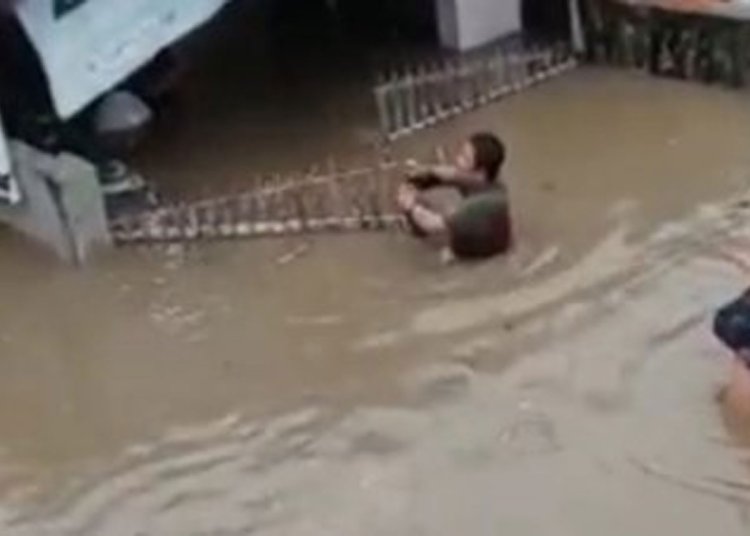 Sejumlah Titik di Kota Manado Terendam Banjir Akibat Hujan Deras