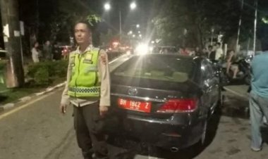 Mobil Dinas DPRD Jambi - LambeTurah Official Website