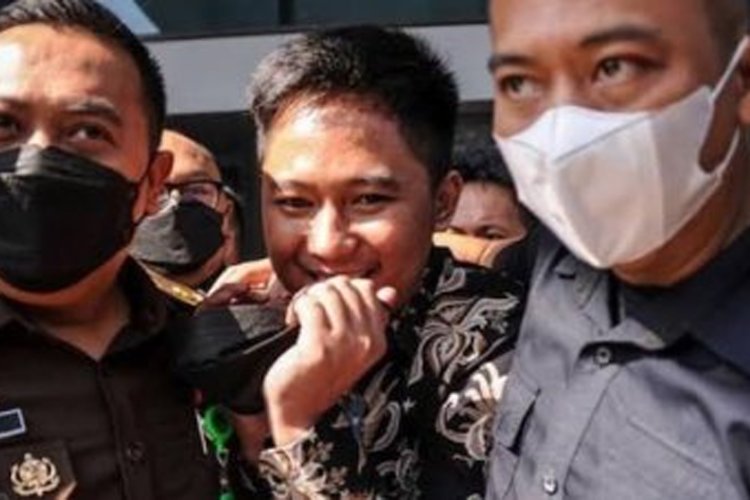 Pengadilan Tinggi Perberat Hukuman Doni Salmanan Jadi 8 Tahun Penjara ...