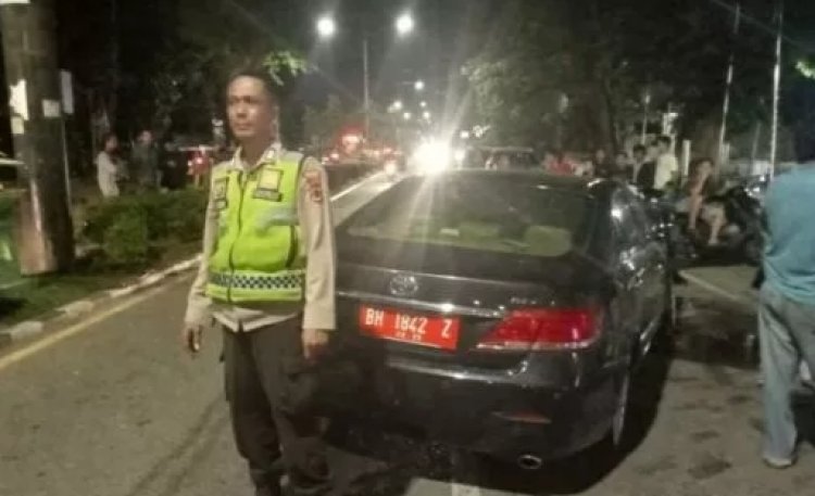 Viral, Anak SMA Bawa Mobil Dinas DPRD Jambi Alami Kecelakaan Hingga Bawa Penumpang Bugil!