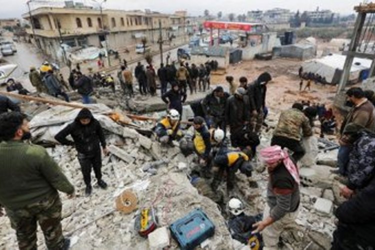 Terbaru Data Korban Gempa Turki-Suriah: 2.308 Tewas, 8.880 Terluka