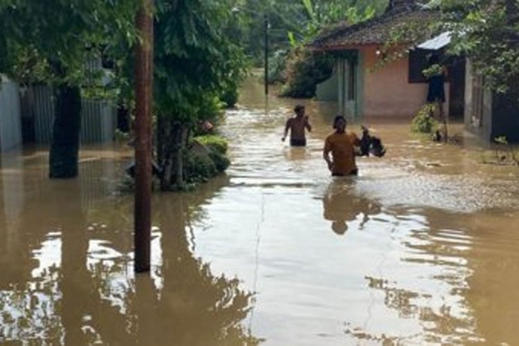 Solo Dilanda Banjir, 15 Kelurahan dan 10 Ribu Warga Terdampak