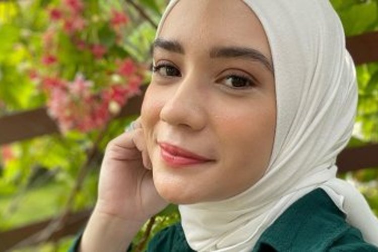 Putri Anne Geram Rumah Disatroni Hingga Difoto Tanpa Hijab, Ancam Lapor Polisi