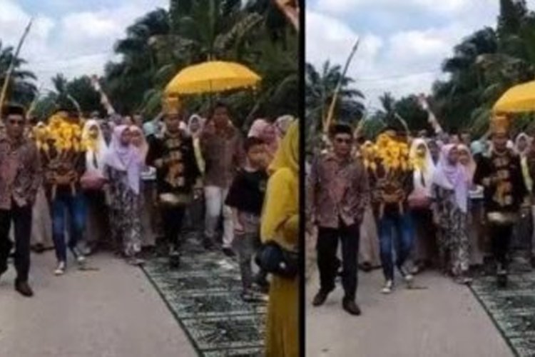 Viral! Pengantin Pakai Sajadah Masjid Untuk Alas Jalan Saat Acara Penikahan di Aceh