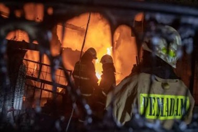 Kebakaran di Depo Pertamina Plumpang, Kominfo: Jangan Sebar Foto dan Video Korban