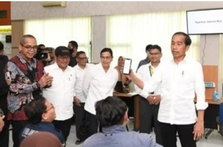 Sidak Kantor Pajak, Jokowi Kaget Banyak Wajib Pajak Lapor SPT Offline