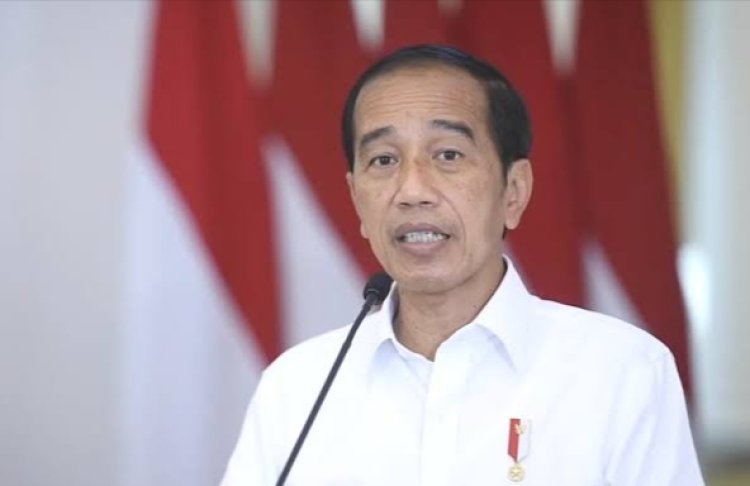 Jokowi Imbau Masyarakat Laporkan Jika Ada Jalan yang Rusak Parah