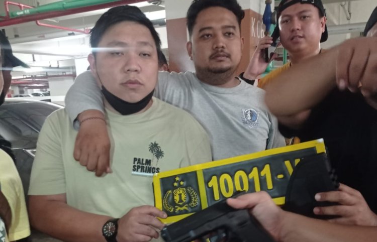 Polisi Tangkap 'Koboi Jalanan' yang Bawa Pistol dan Aniaya Sopir Taksi Online