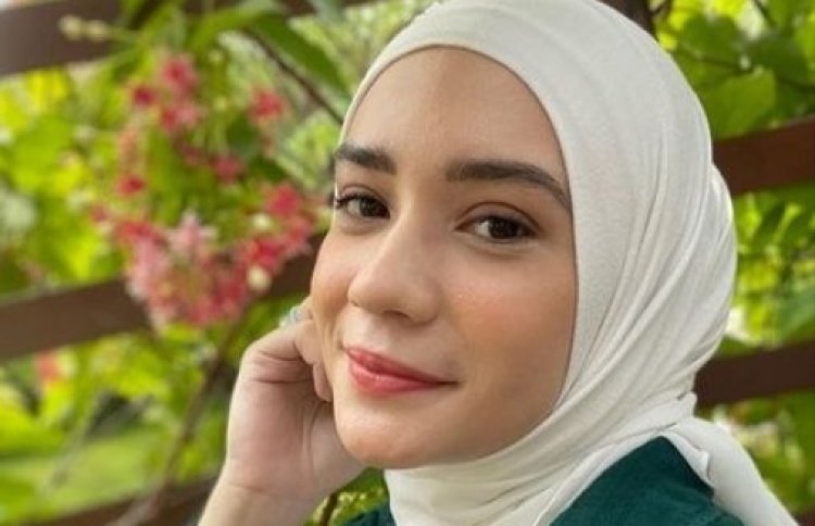 Putri Anne Disumpahi Netizen Kena Azab Gegara Dituding Sudah Lepas Hijab