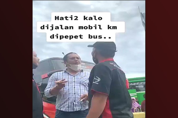 Viral Video, Sopir Bus Pilih Kehilangan Satu Nyawa Pengendara Lain Daripada Nyawa Penumpang Bus