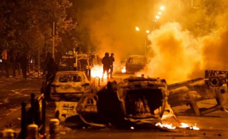 Kerusuhan Perancis Kian Membesar, 40.000 Polisi Disiagakan, 667 Orang Ditangkap