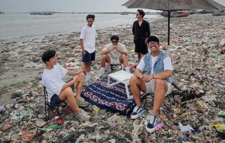 Viral Aksi Anak Muda Bersihkan Sampah, Pandawara Group: Menyampaikan Kabar Apa Adanya