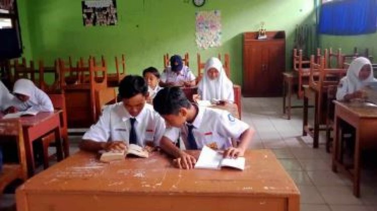 Puluhan Siswa SMP di Pangandaran Kesulitan Baca Tulis, Kadisdikpora: Kami Motivasi Rekan Guru