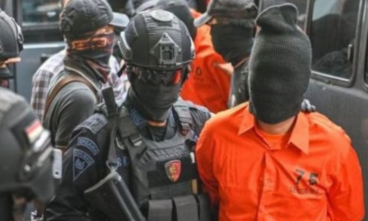 Densus 88 Tangkap Karyawan BUMN Terduga Teroris di Bekasi