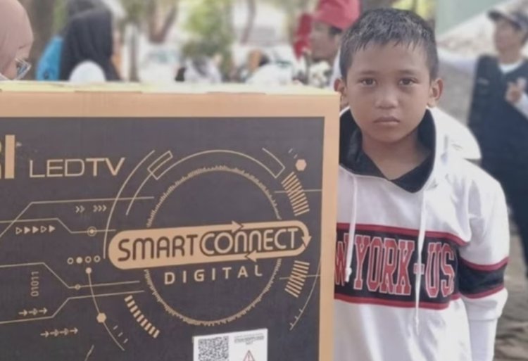 Viral Hadiah Umroh Anak Lomba Gerak Jalan Diganti TV, Alasannya Gegara Belum Punya Hak Pilih