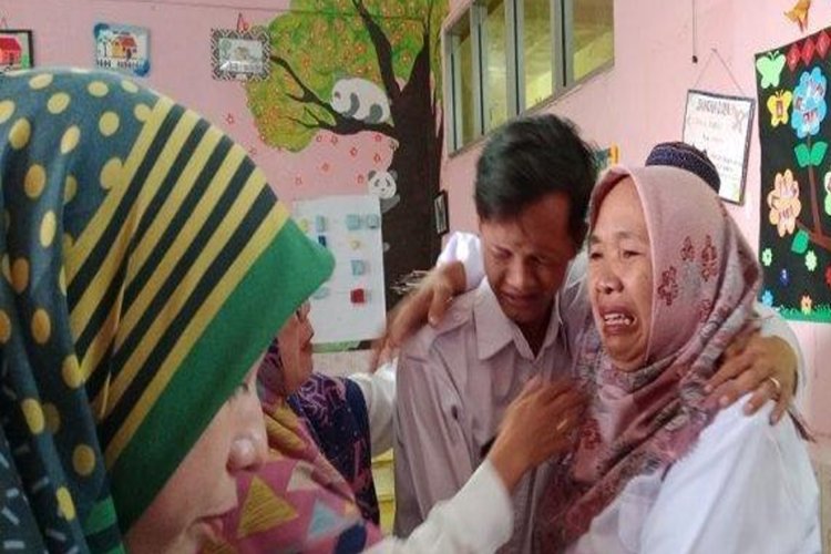 Viral Guru Honorer di Bogor yang Dipecat karena Diduga Melapor Tentang Pungutan Liar