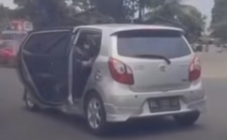 Viral Wanita Minta Tolong dari Mobil di Padang, Polisi Sebut Adanya Dugaan KDRT