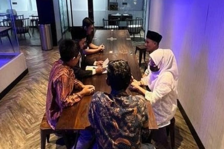 Kasus Film Porno di Jakarta Selatan 2 Tersangka Melangsungkan Pernikahan di Kantor Polisi